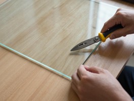 怎么裁玻璃边,裁玻璃工具如何选择,裁玻璃步骤有哪些,安全注意事项是什么