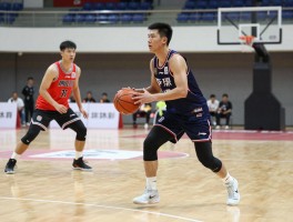 篮球打霸王丨霸王步怎么练,实战技巧有哪些,如何防霸王步