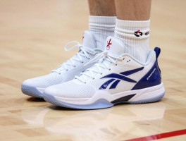 锐步篮球鞋姚明,哪款最经典,限量款有哪些,科技解析