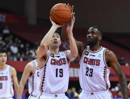 篮球李赫扬,李赫扬现在在哪个球队,李赫扬身高多少,李赫扬和韦德什么关系