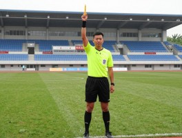 边裁中甲丨误判怎么办,中甲何时引进VAR,边裁如何避免错漏判