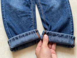 怎么缝裤边裁裤边，手工缝裤边怎么才能整齐,裁裤边要留多少边量,锁边怎么处理不容易脱线