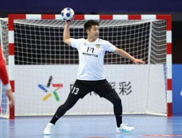 手球有利于进攻什么部位,边锋如何成为得分利器,上肢力量怎样提升射门威力