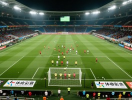 足球总共多长时间一场比赛,加时赛算不算在里面,点球大战要多久