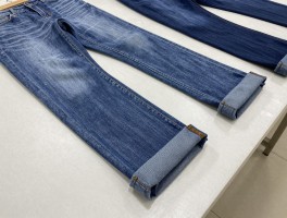 泊头裁裤边，哪里改得好价格实惠？信誉楼哪有老师傅，牛仔裤原边能保留吗