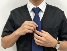 边裁领带怎么系更专业,裁判领带哪种系法最正式,如何避免领带松垮尴尬