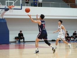 篮球怎么练转身,如何选择轴心脚,转身时如何不翻腕,怎样快速过人