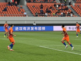 泰山队进攻有利进球回放,瓦科进球如何助泰山主场完美收官,左路进攻中路破门战术解析