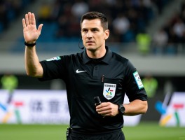 边裁上场有什么条件,边裁如何成为主裁,边裁的职责和手势