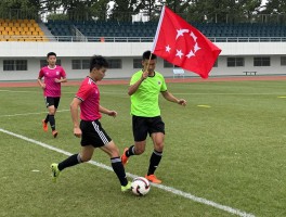 边裁脚法核心解析，跑位怎么练,旗语如何配合,判罚精度提升技巧