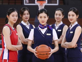 篮球太太团的多面角色，她们如何影响球员表现，为何多是模特和空姐？