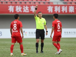 有利进攻算不算犯规行为，裁判如何判断有利原则，有利后还补判犯规吗