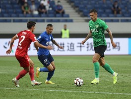 越位有利进攻干扰犯规吗，越位判罚标准是什么，VAR如何改变越位规则