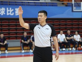 篮球边裁教学,职责范围包括哪些,正确手势如何掌握,常见错误怎么避免