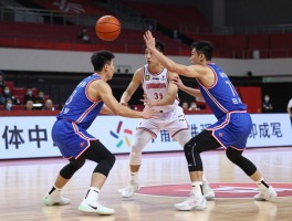 篮球掩护动作,掩护动作如何做正确,掩护配合有几种类型,掩护时怎样避免犯规