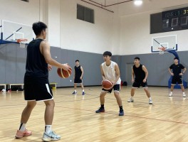 篮球双球训练指南,如何提升控球手感,双球训练方法有哪些,用什么篮球合适