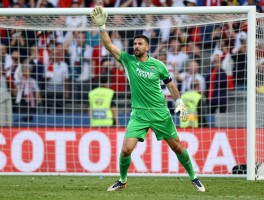 扑点球布冯丨布冯扑点球能力如何,他有哪些经典扑点时刻,点球大战心理博弈技巧