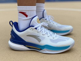 安踏匹克篮球鞋怎么选,缓震科技哪家强,大体重球员适合哪款