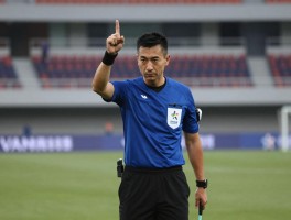 中超边裁结果如何影响比赛,争议判罚怎么处理,VAR技术如何改变判罚格局