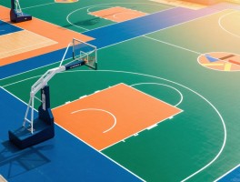 篮球场底角是什么位置,底角三分有什么优势,底角战术如何运用,底角区域如何防守