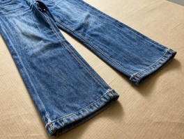 唐山裁裤边丨唐山哪里裁裤边专业,裁裤边多少钱,如何保留牛仔裤原边