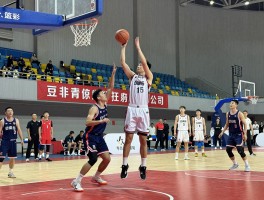 小栋篮球,技术特点有哪些,如何提高篮球水平,实战表现如何