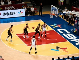 CBA进攻有利区解析,如何选择高效得分区域,挡拆战术怎样创造机会,各队进攻体系差异
