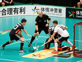 进攻有利区吹进攻犯规,什么情况下吹罚,裁判如何判断,合理冲撞区规则