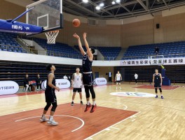 今天有打篮球,如何获取最新赛程,业余球员怎样参与比赛,篮球赛事有哪些级别选择？