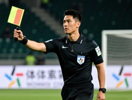 进攻有利过时间不吹哨,裁判判断时间要素,回溯吹罚条件