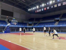 武汉体育中心篮球馆，开放时间几点到几点，怎么收费的，篮球培训有哪些课程