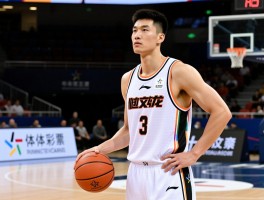 刘文龙篮球丨刘文龙篮球生涯如何,他现在做什么,身高多少