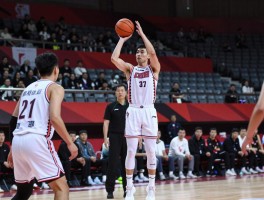 篮球中后卫怎么打好,核心职责是什么,如何成为球队灵魂