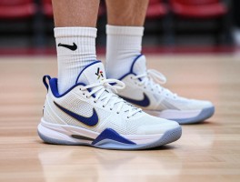 篮球鞋中锋,大体重如何选,高帮还是低帮,缓震包裹哪个更重要