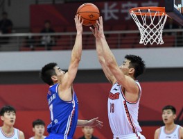 持球挡拆手是什么意思啊，战术中扮演什么角色，与掩护人如何配合，需要哪些核心能力