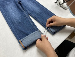 裁裤边体验全记录,裁裤边多少钱一次,裁缝铺裁裤边流程如何,自己裁裤边要注意什么