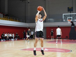 篮球怎么练三分,投篮姿势如何纠正,力量不足怎么解决,训练方法有哪些