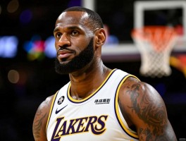 球员詹姆斯丨勒布朗传奇生涯全解析,如何评价其历史地位,未来前景如何