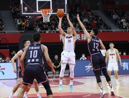 篮球空配战术解析,如何打出完美配合,实战中怎样运用,职业球员常用技巧