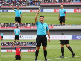 进攻有利手势超燃剪辑,裁判手势如何拍出高级感,混剪镜头怎么选,BGM节奏如何卡点