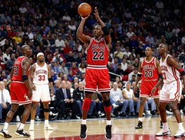 乔丹的篮球比赛全解析,为何被称为篮球之神,经典战役有哪些,制胜秘诀是什么