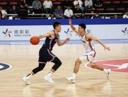 篮球突破脚步,交叉步顺步区别是什么,过人脚步怎么练,转身突破如何做