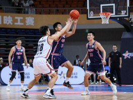 街头篮球内线分球,如何把握分球时机,分球后怎样确保球权,高级分球技巧有哪些？