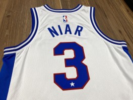 NBA3号球员丨哪些球星成就最高,3号球衣为何受欢迎,现役谁穿3号