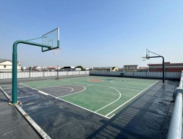 顶楼篮球场丨承重安全怎么保证,防水排水如何设计,防风隔音怎么做