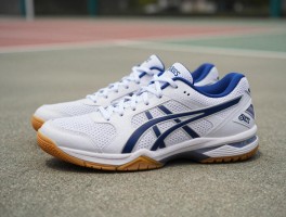 亚瑟士宽脚篮球鞋,如何选,哪款性价比高,适合什么场地