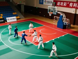 进攻有利区具体位置,篮球合理冲撞区在哪,足球进攻三区怎么利用,柔道场地如何运用