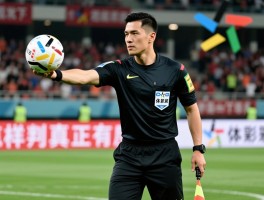 进攻有利后不吹裁判如何把握尺度,什么情况下补吹犯规,怎样判断真正有利