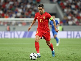 足球11号球员代表什么位置,哪些球星最出色,为何充满传奇色彩