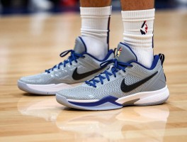 邓肯篮球鞋,有哪些经典款式,采用什么技术,如何选择适合的